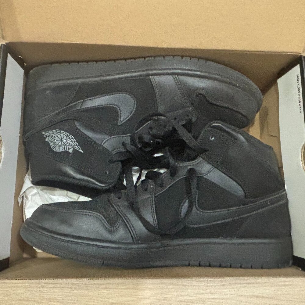 Air Jordan Mid 1 Black / Grey Black